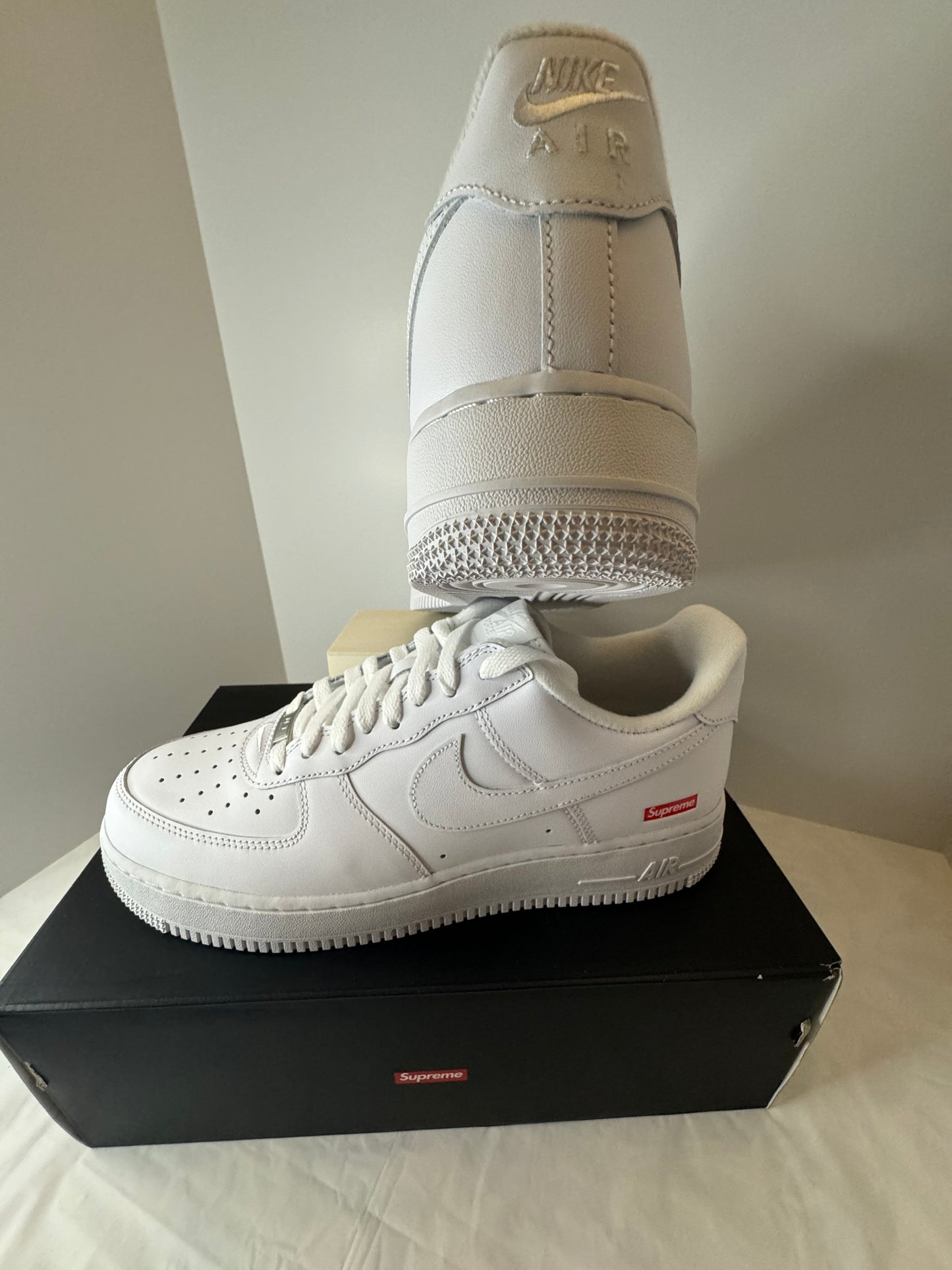 Nike Air Force 1 Low x Supreme