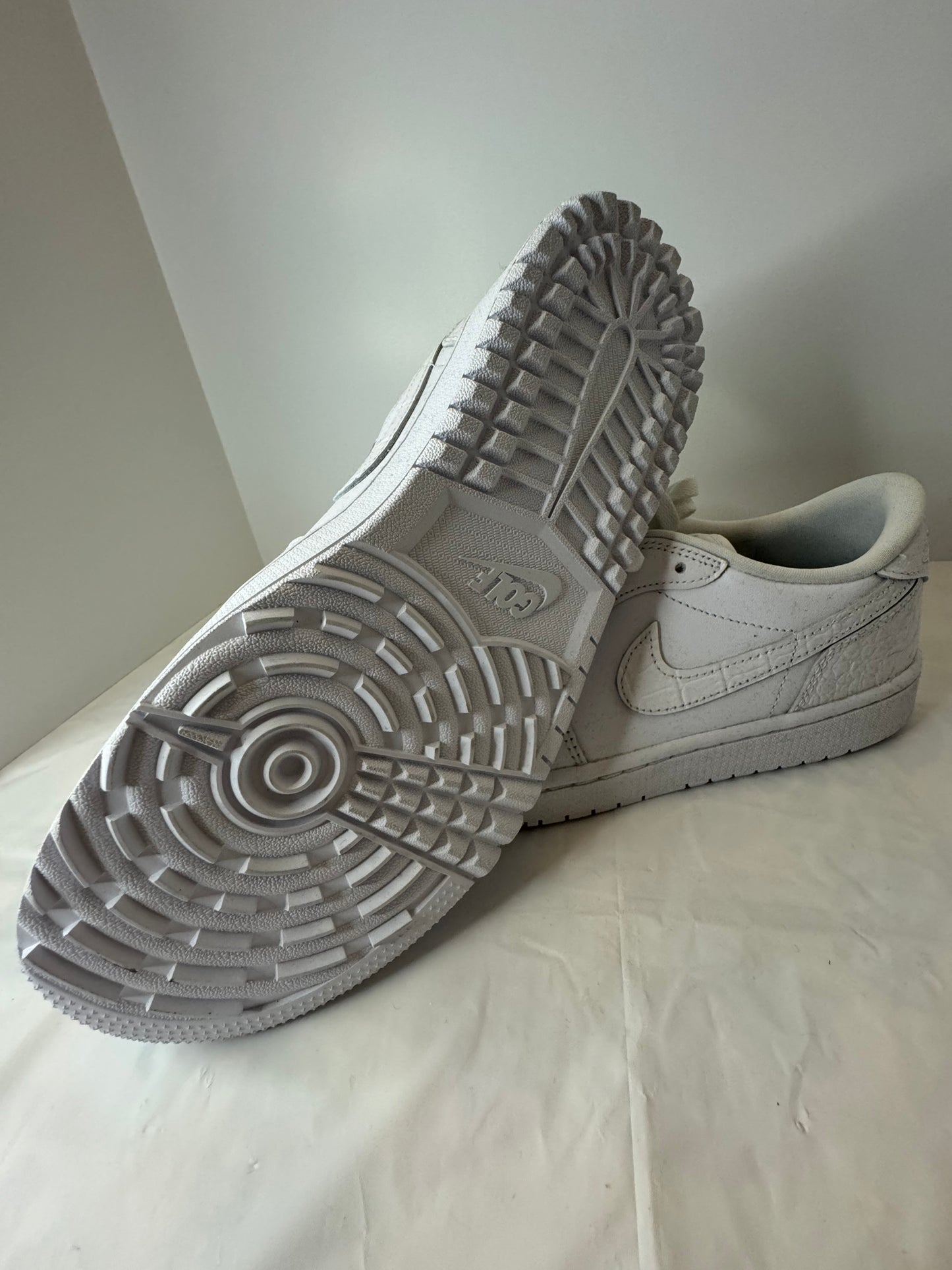 Air Jordan 1 Low Golf Triple White (Half Box)