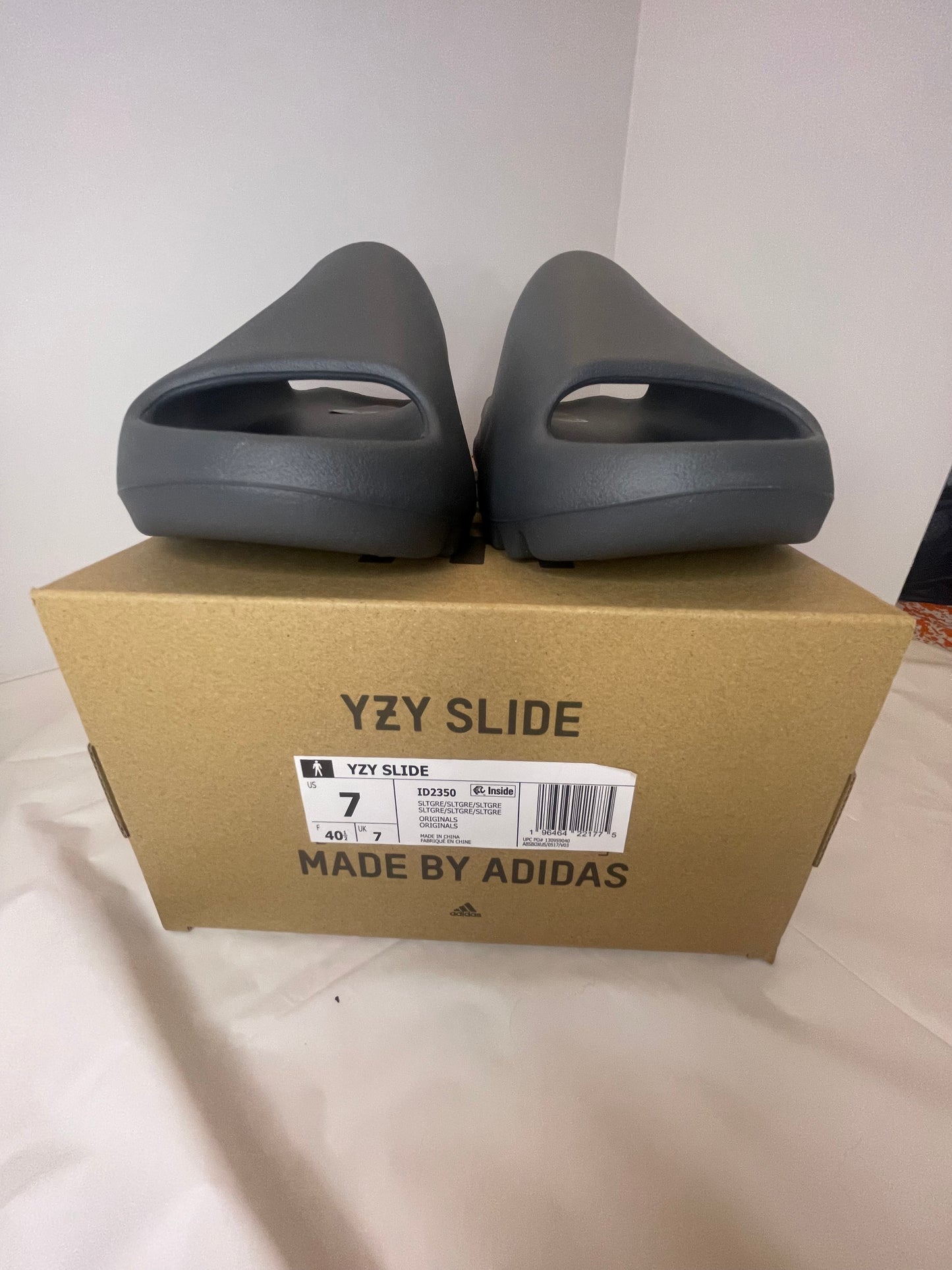 Yeezy Slide Slate Grey