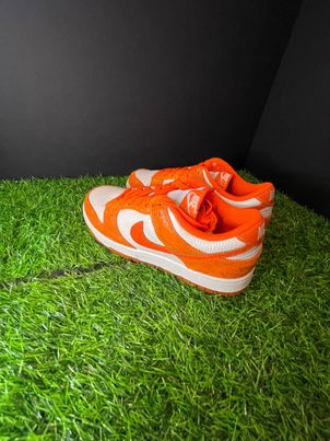 Nike Dunk Low Cracked Orange
