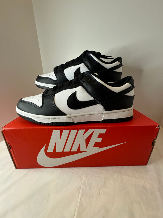 Nike Dunk Low Panda